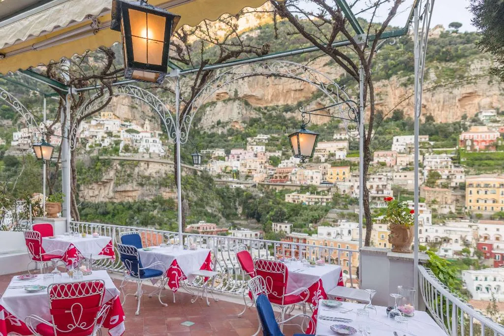 Restaurant, Hotel Poseidon, Naples