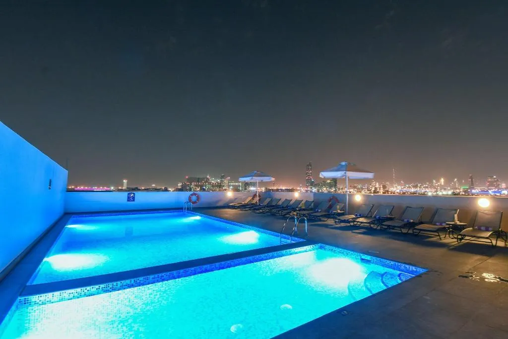 Pool, Premier Inn International Airport, Dubai