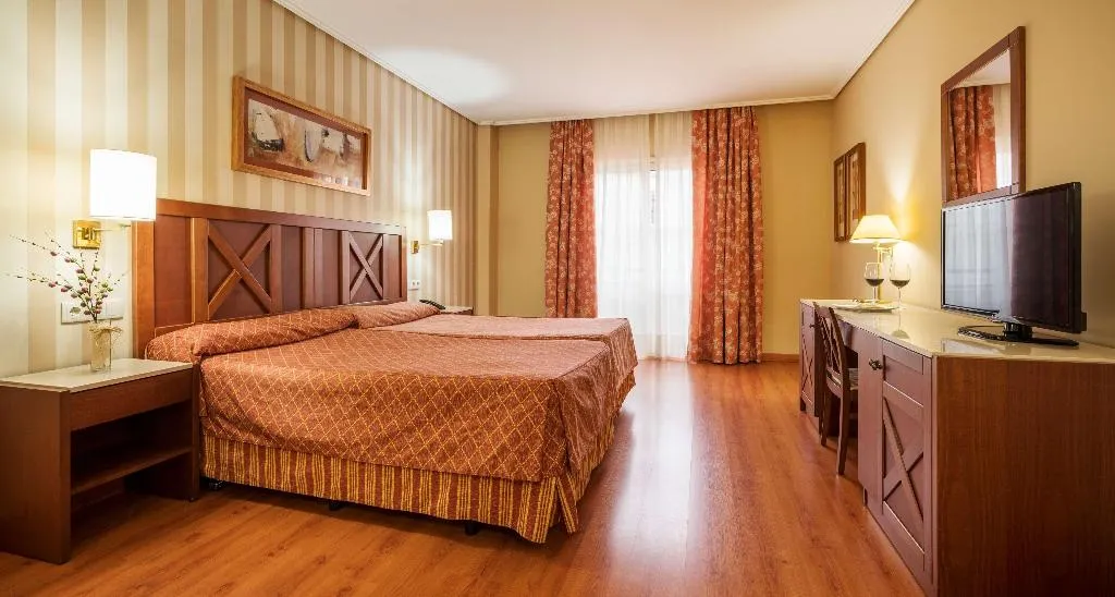 Room, Ilunion Alcora Sevilla, Seville