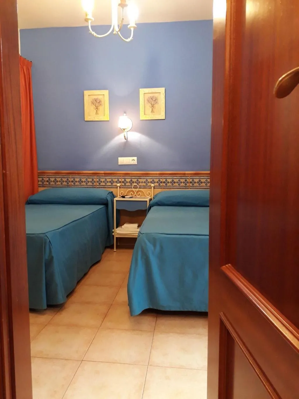 Room, Pensión Doña Trinidad, Seville