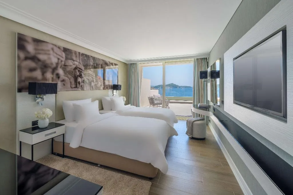 TRIPLE SUPERIOR SEA VIEW Room, Rixos Premium Dubrovnik, Dubrovnik
