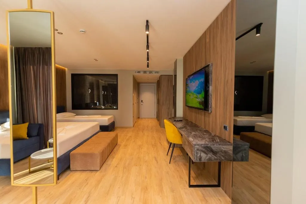 Room, Esbjerg Hotel, Kavaje