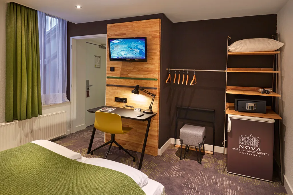 SINGLE STANDARD Room, Nova Hotel, Amsterdam