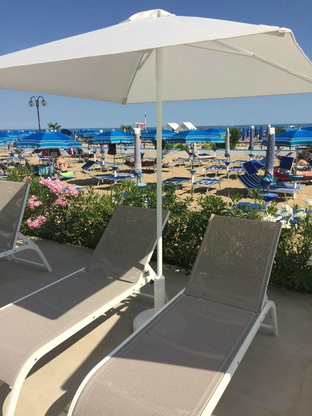 Beach, Orient & Pacific, Venice