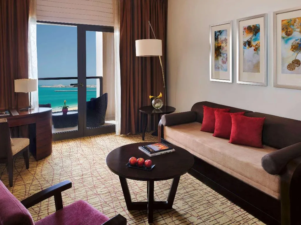SUITE EXECUTIVE Room, Movenpick Hotel Jumeirah Beach, Dubai
