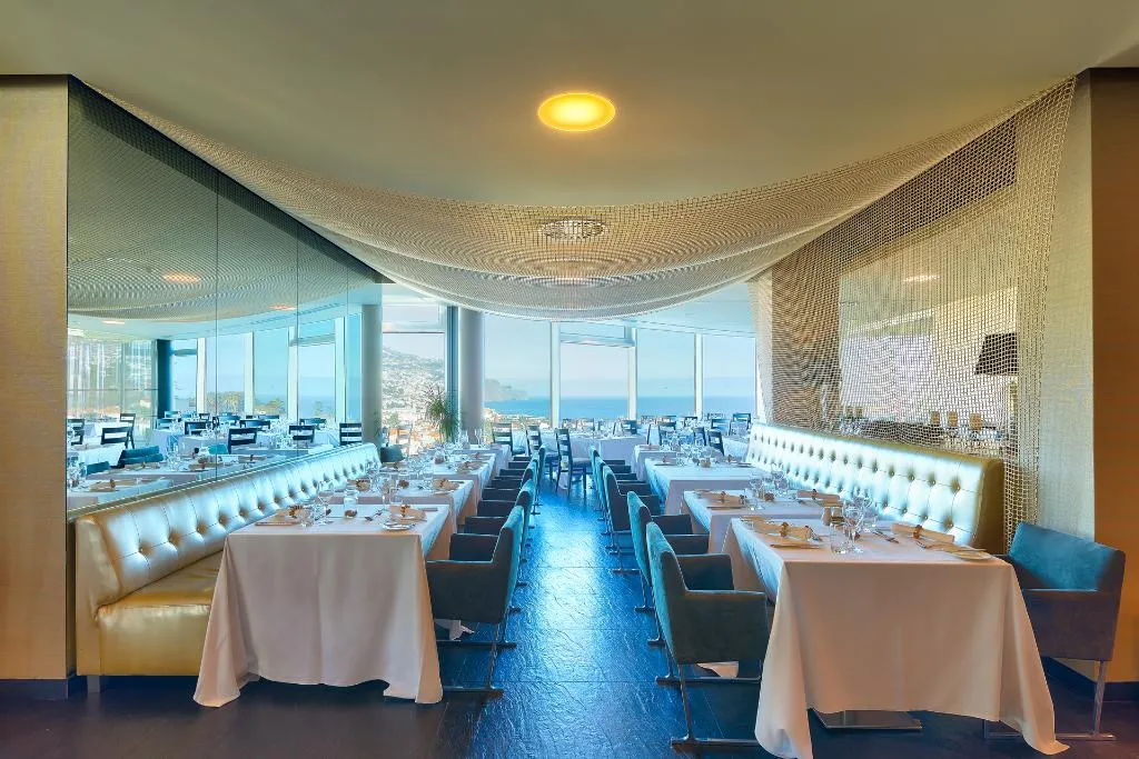 Restaurant, The Views Baia -  Adults Only, Madeira