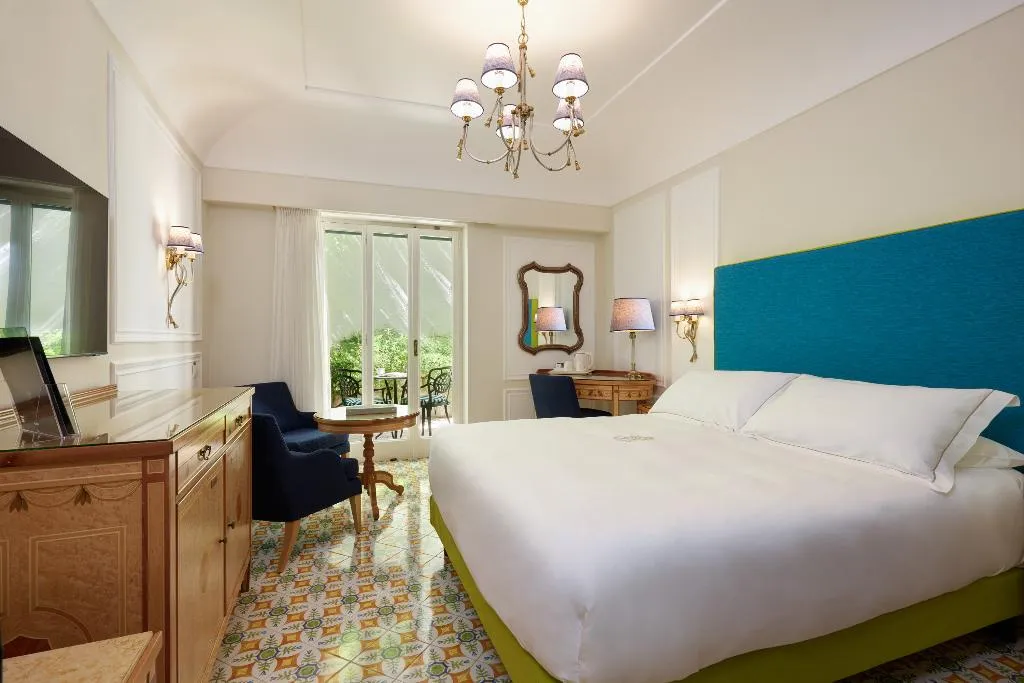 DOUBLE BASIC Room, Grand Hotel Capodimonte, Naples