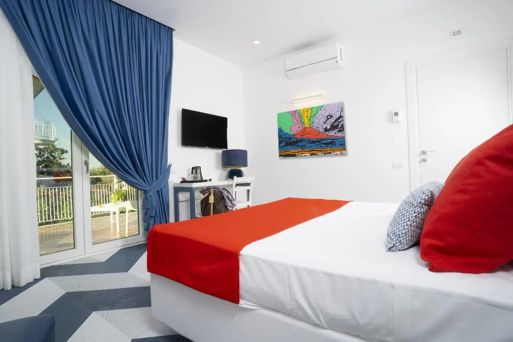 DOUBLE DELUXE WITH BALCONY Room, Villa Cettina Boutique Hotel, Naples