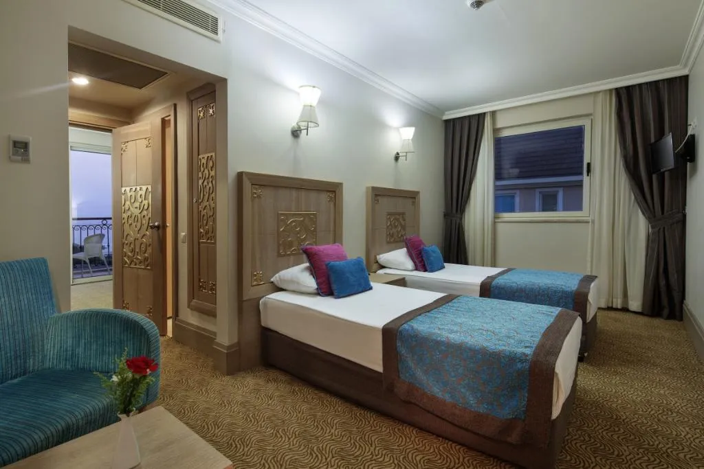 FAMILY ROOM LAND VIEW Room, Crystal Family Comfort Collection, Antalya