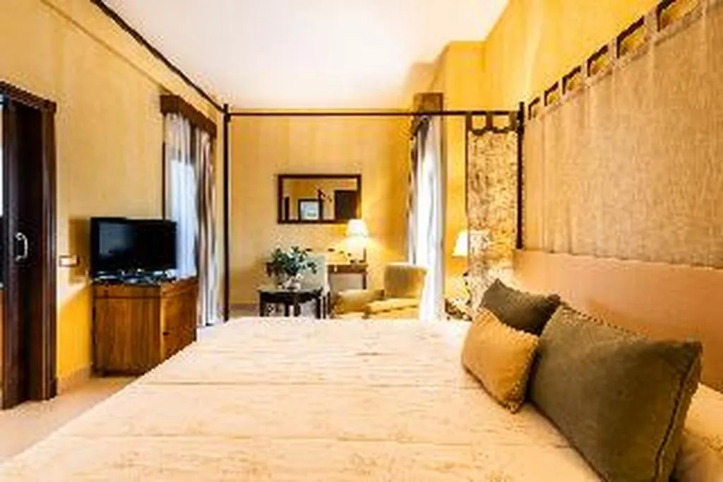JUNIOR SUITE STANDARD Room, Intelier Airén, Madrid