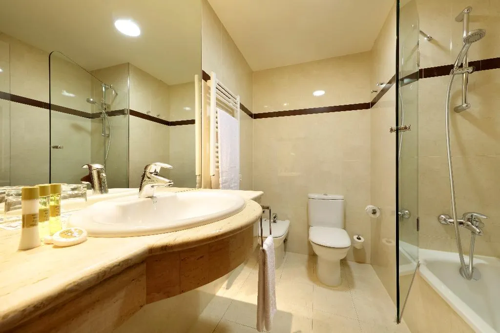 Double or Twin STANDARD Room, Eurostars Centrum Alicante, Costa Blanca