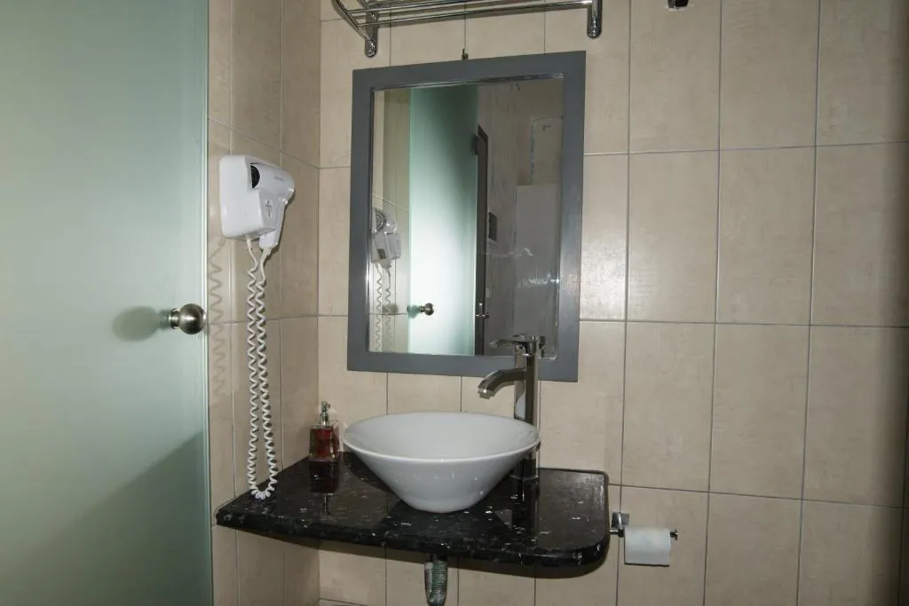 SINGLE MOUNTAIN VIEW Room, Beach Boutique Hotel, Santorini