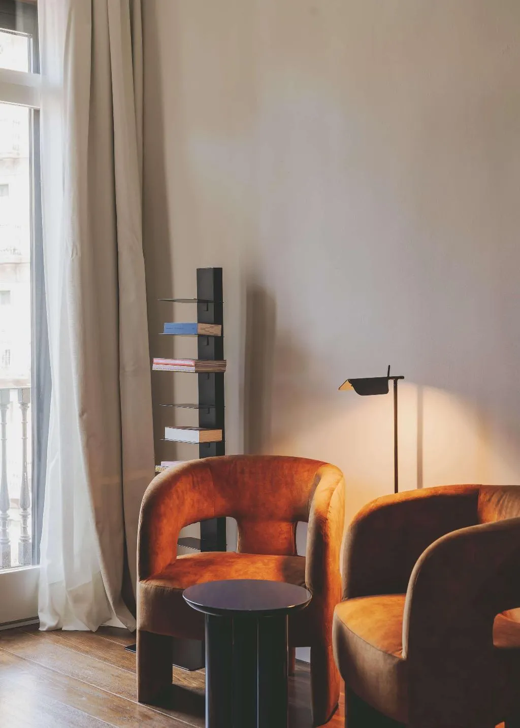 Room, Regina, Barcelona