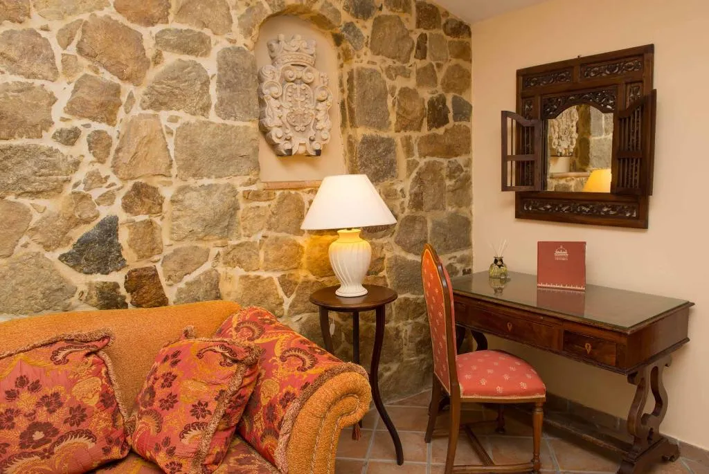 SUITE DELUXE Room, Castello Di San Marco Charming Hotel & Spa, Taormina