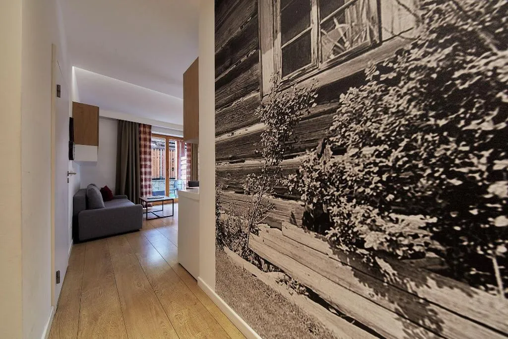 Room, ApartHotel Giewont, Krakow