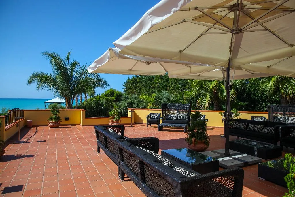 Terrace, Baia di Ulisse Wellness and Spa, Catania