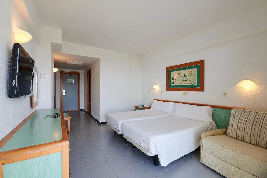 Double or Twin SEA VIEW Room, AluaSun Cala Antena, Majorca