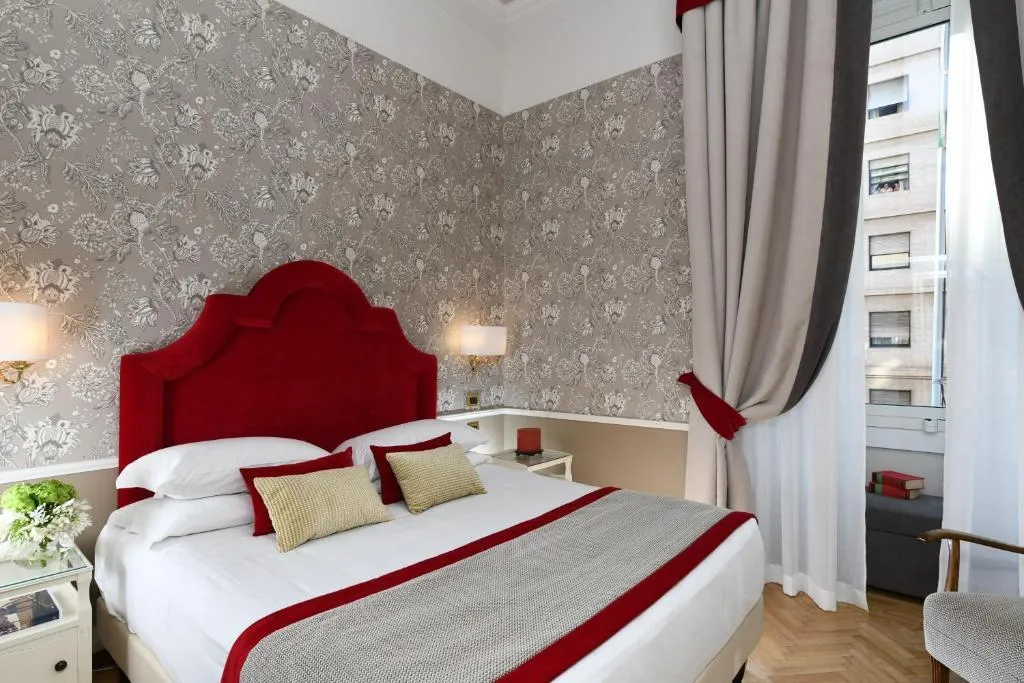 Double or Twin DELUXE Room, Bettoja Hotel Massimo d'Azeglio, Rome