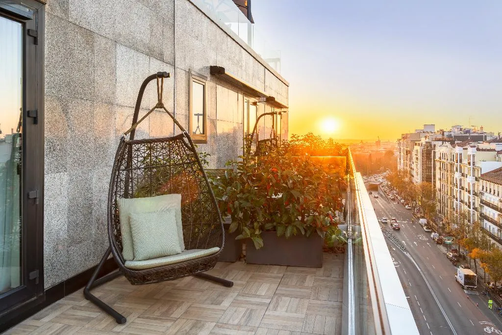DOUBLE DELUXE Room, H10 Puerta de Alcala 4* Sup., Madrid