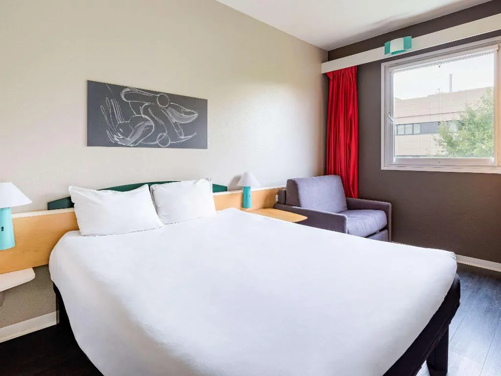 DOUBLE WITH DOUBLE BED Room, Ibis Madrid Getafe, Madrid