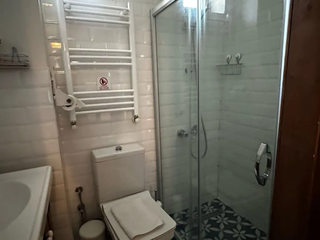 QUADRUPLE LOFT Room, Perperene Konağı, Izmir