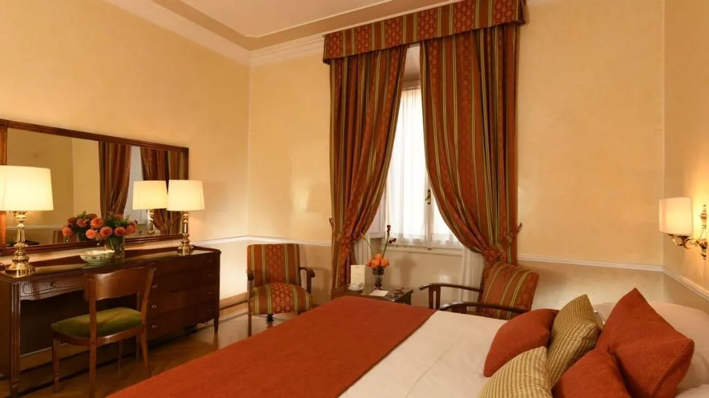Double or Twin SUPERIOR Room, Bettoja Hotel Massimo d'Azeglio, Rome