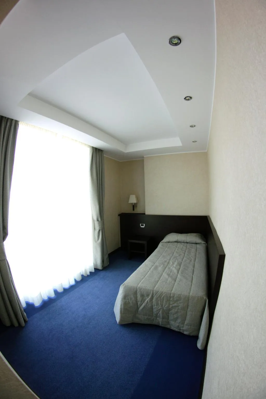 TRIPLE STANDARD Room, B&B HOTEL Napoli San Mauro, Naples