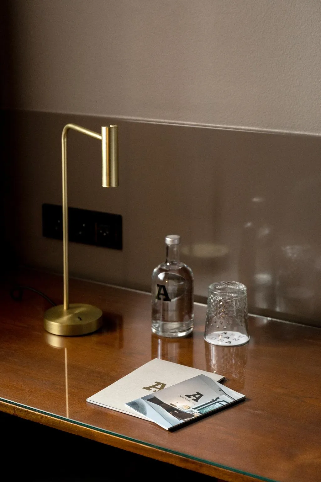 TWIN STANDARD Room, Alexandra Barcelona, Curio Collection by Hilton, Barcelona