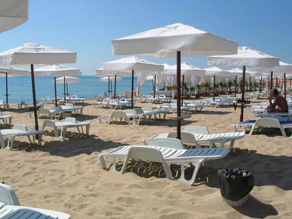 Beach, Argisht Palace, Varna