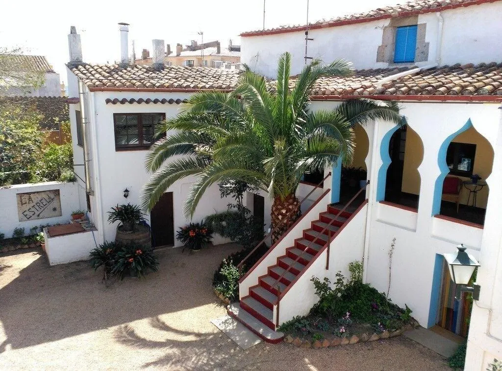 Terrace, Hostal L'Estrella, Costa Brava