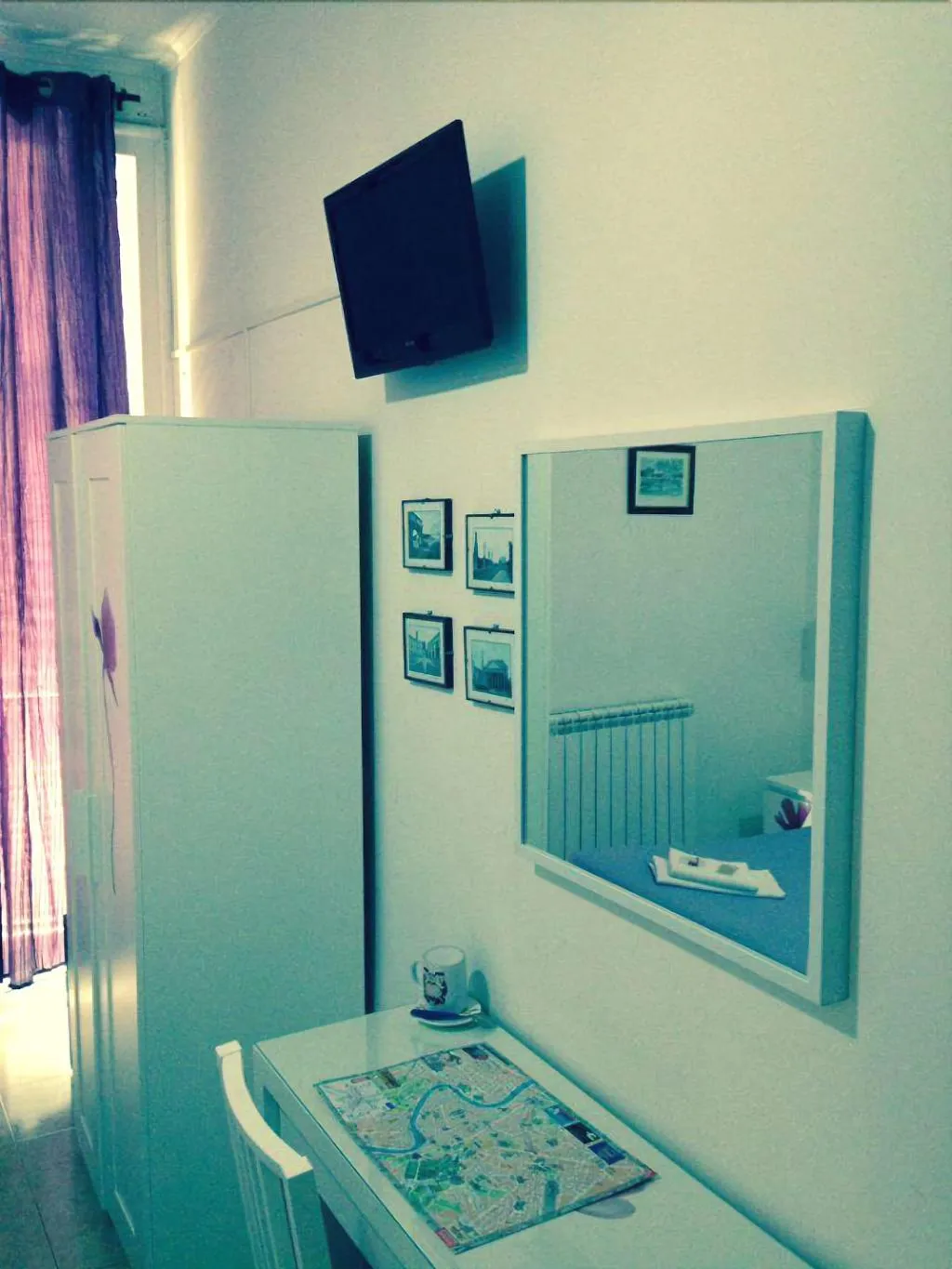 Room, Le Charme House 2, Naples