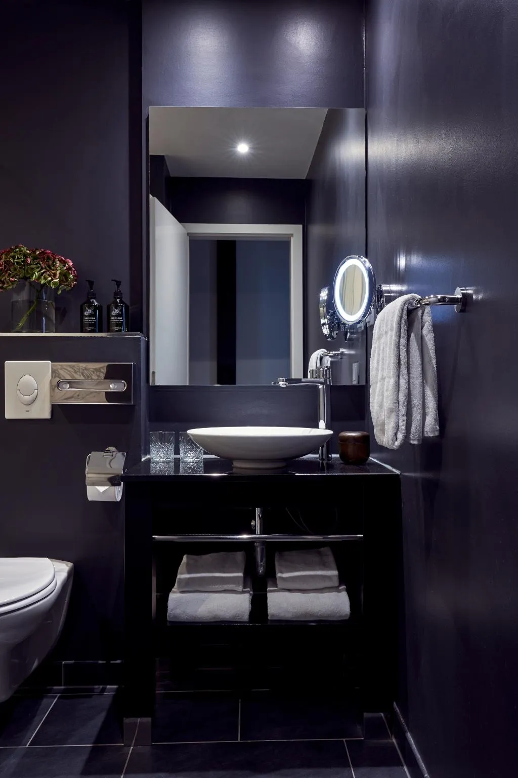 JUNIOR SUITE STANDARD Room, Park Centraal Amsterdam, part of Sircle Collection, Amsterdam