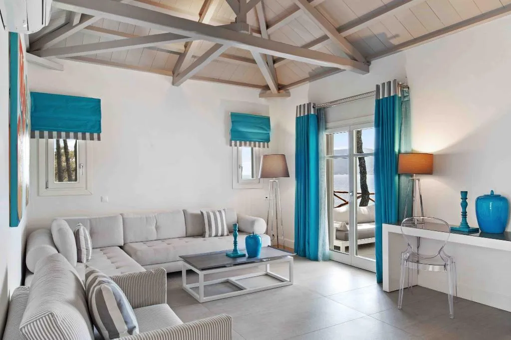 SUITE SEA FRONT Room, Marpunta Resort, Alonnisos Island