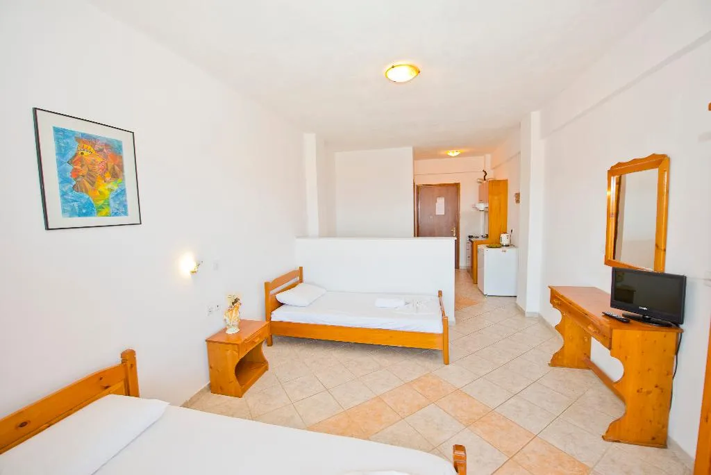 FAMILY ROOM STANDARD Room, Medusa Hotel, Halkidiki