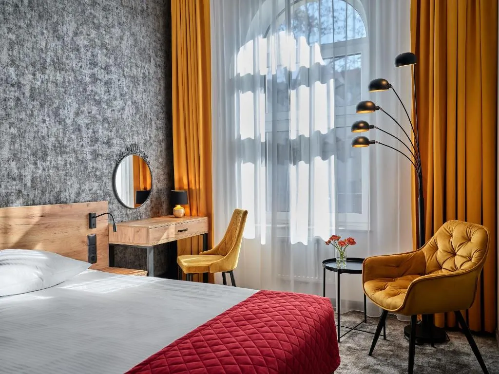 Room, 1891 Garni Hotel, Krakow
