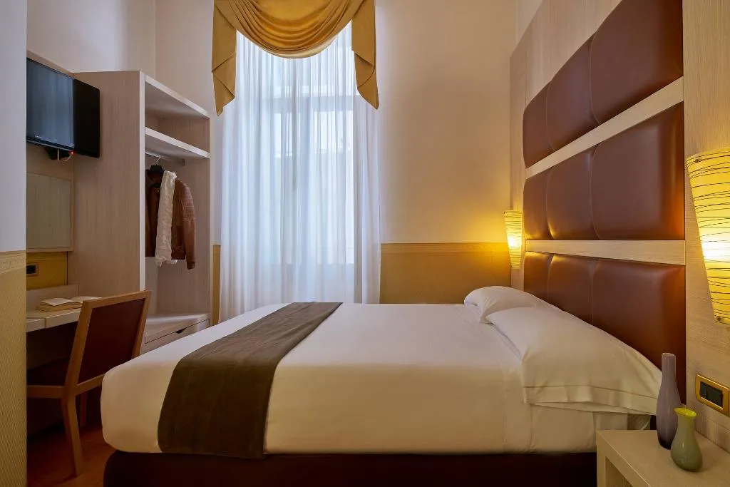 Double or Twin ECONOMY Room, UNA HOTELS Ala Venezia - Adults +16, Venice