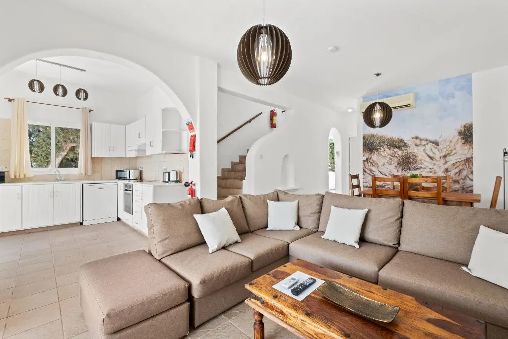 Room, Thalassines Villas, Cyprus