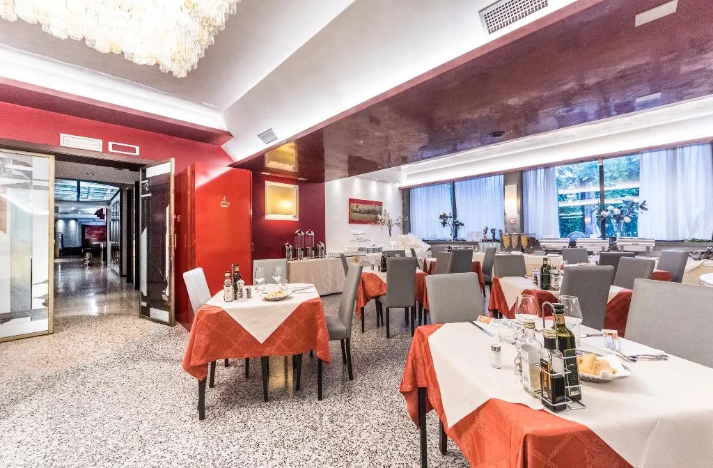 Restaurant, Antony, Venice