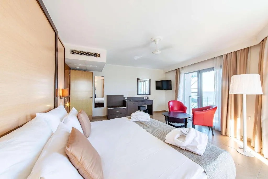 Room, The Preluna Hotel, Malta