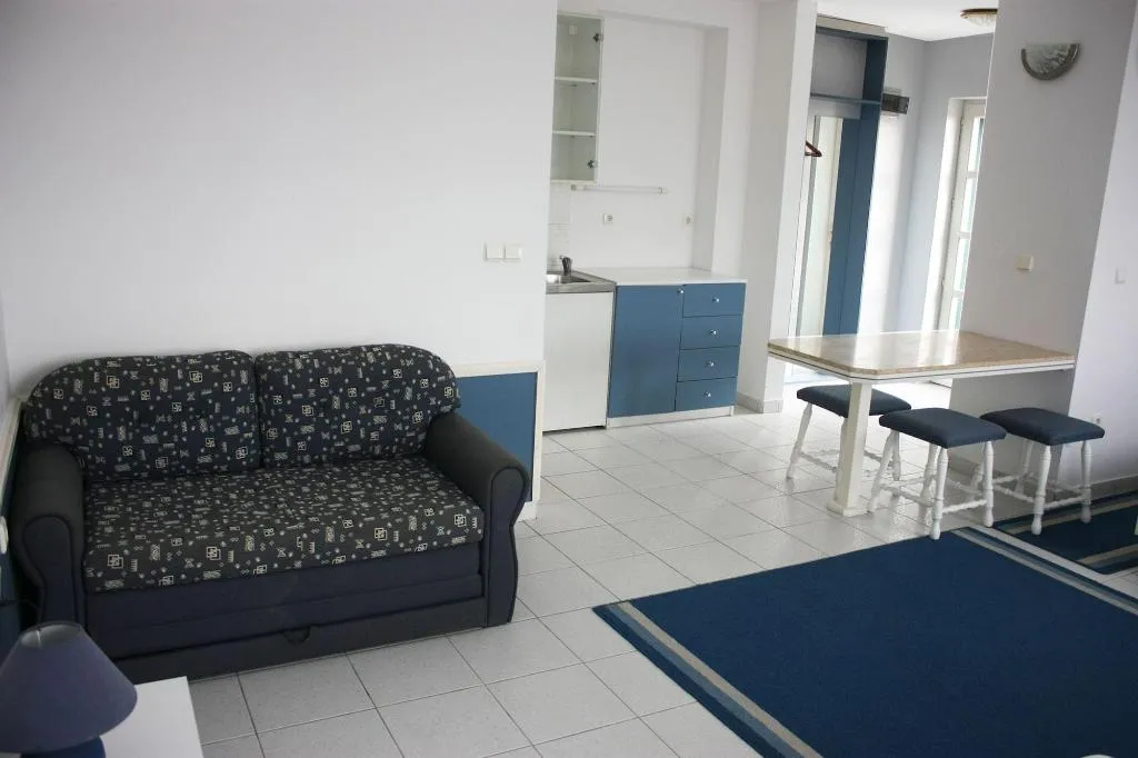 Room, Ivan, Split