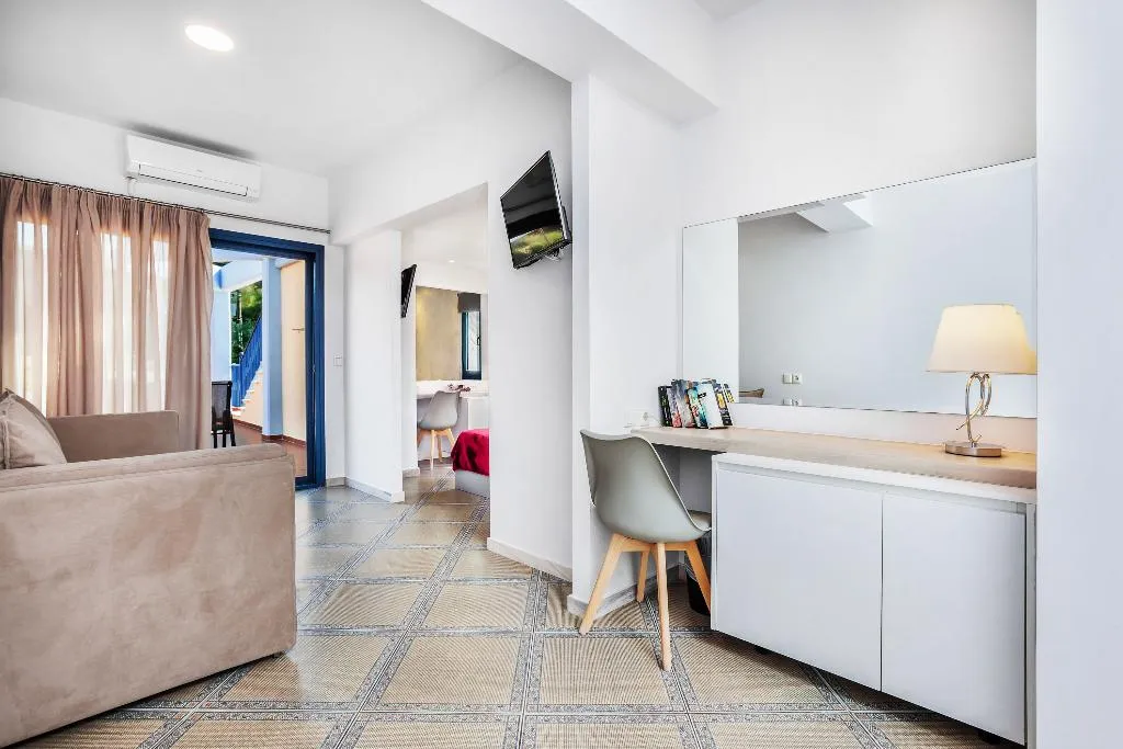 JUNIOR SUITE STANDARD Room, Atrium, Halkidiki