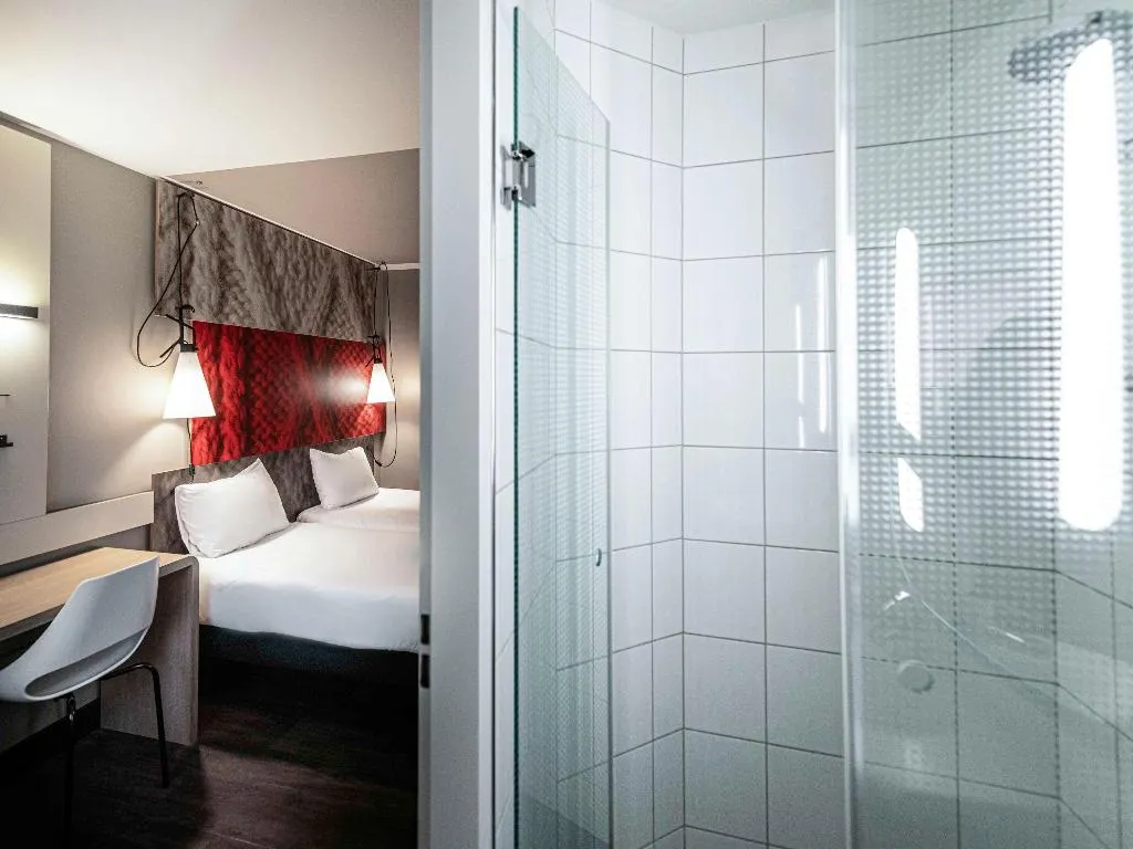 TWIN ECONOMY Room, Ibis Amsterdam Centre, Amsterdam