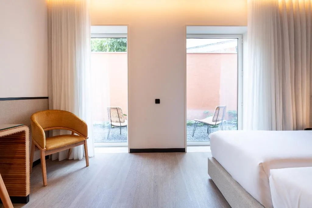 SINGLE STANDARD Room, The Editory Garden Baixa Porto Hotel, Porto