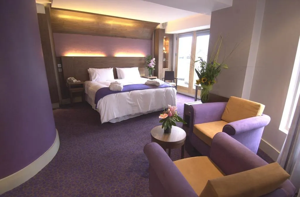 General view, Osprey Hotel, Dublin
