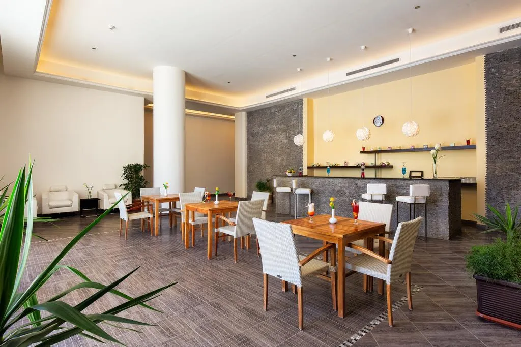 Restaurant, Cleopatra Luxury Resort Makadi Bay - Adults Only, Red Sea Riviera