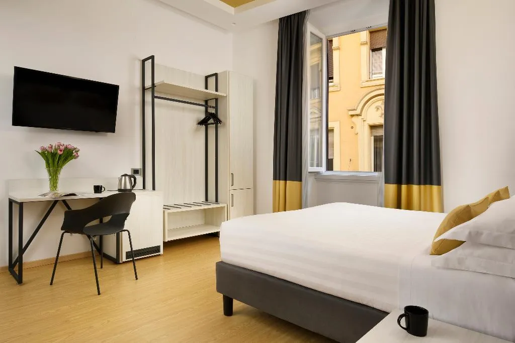 TRIPLE SUPERIOR Room, Patria, Rome