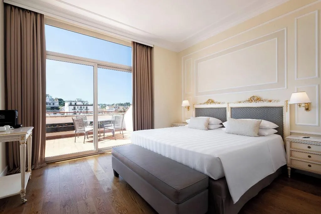 SUITE KING SIZE BED Room, Autograph Collection Sina Villa Medici, Florence