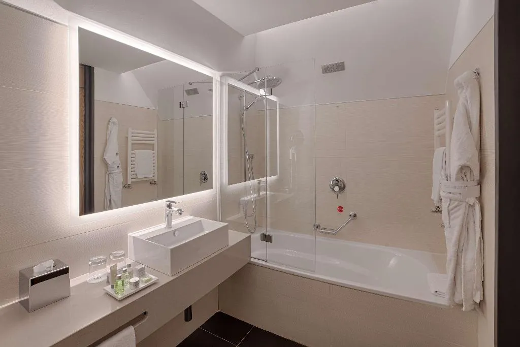 SINGLE STANDARD Room, NH Collection Milano Touring, Milan