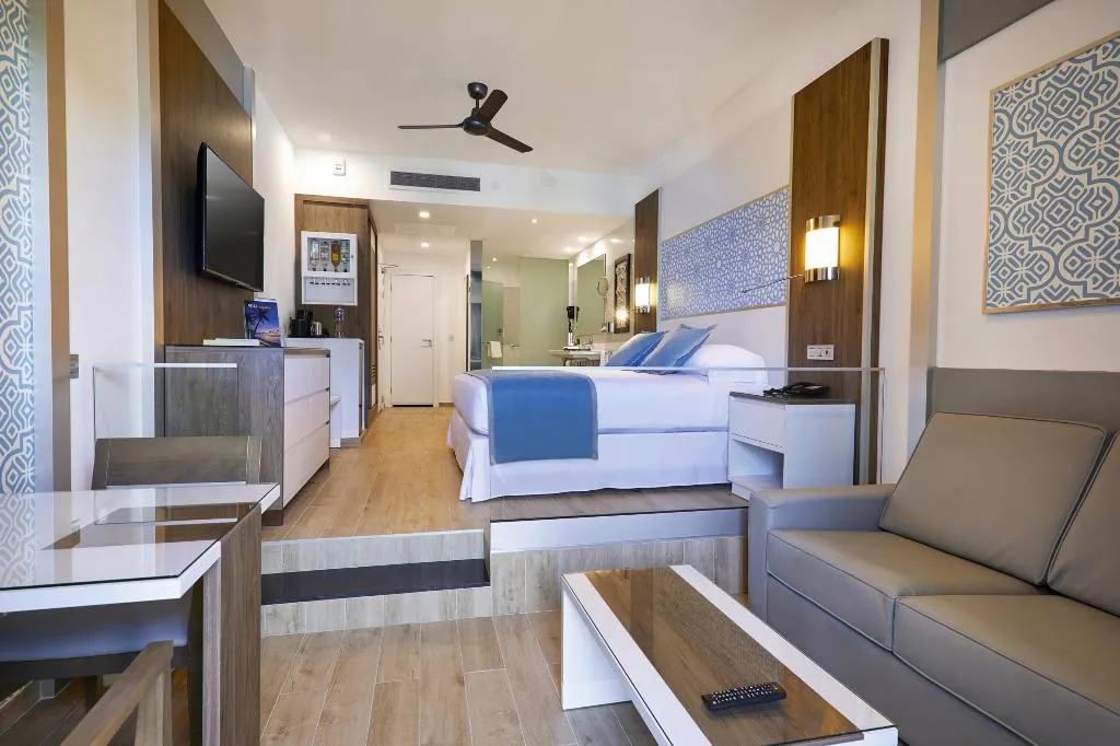 JUNIOR SUITE SUPERIOR CAPACITY 2 Room, Riu Palace Riviera Maya - All Inclusive, Cancun Area