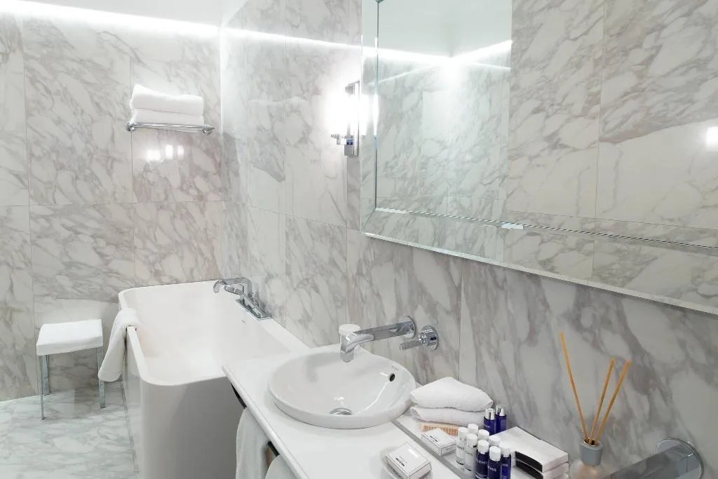 SUITE SUPERIOR WITH VIEWS Room, Hotel Telegraaf, Autograph Collection, Tallinn